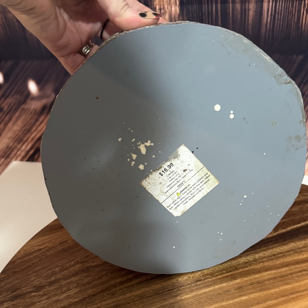 Rustic Round Textured swivel Tray - Picture 4 of 7
